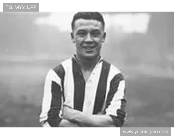 英足总追授荣誉帽表彰英格兰首位亚裔球员弗兰克仕历史性贡献